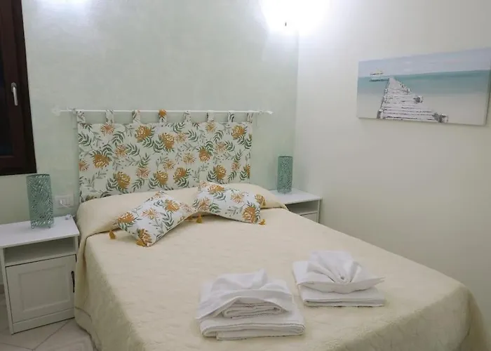 Дом отдыха Laura By La Via Del Mare Viaggi E Vacanze *